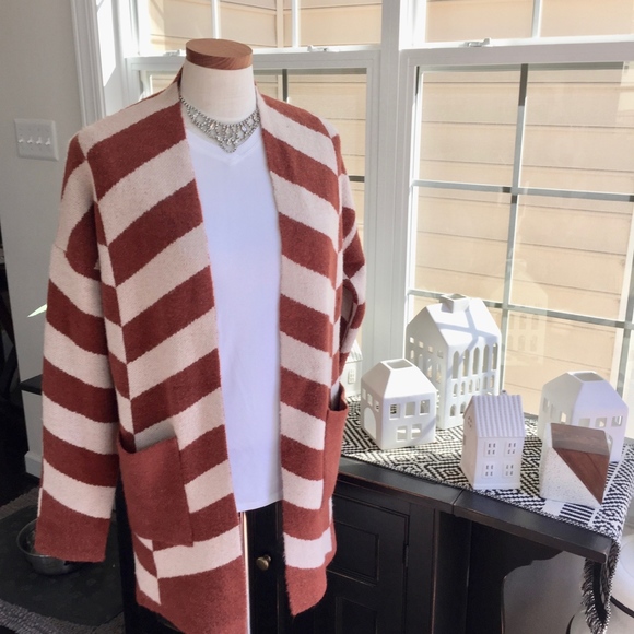 Forever 21 Chevron Striped Cardigan Sz S - Picture 4 of 4